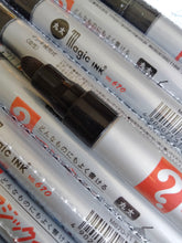 Load image into Gallery viewer, Magic Ink No.670 BROAD BULLET 3.5mm Permanent Marker マジックインキ 丸太