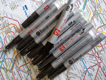 Load image into Gallery viewer, *NEW* Magic Ink No.670 BROAD BULLET 3.5mm Permanent Marker マジックインキ 丸太

